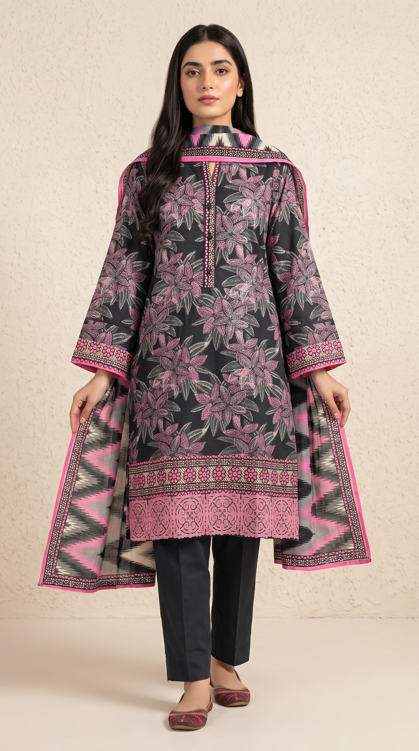 3Pc Embroidered Suit