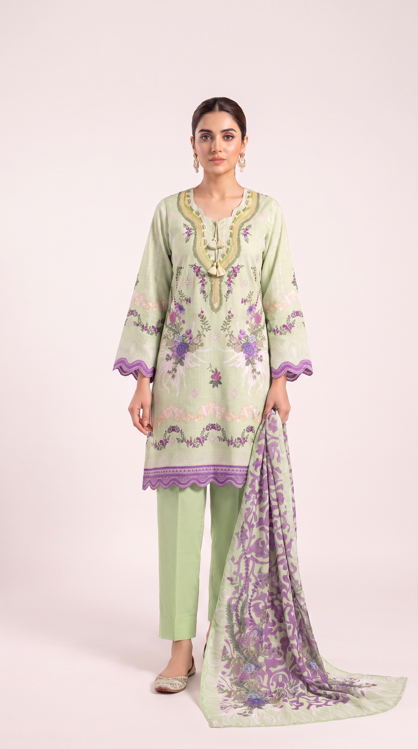 3Pc Embroidered Suit
