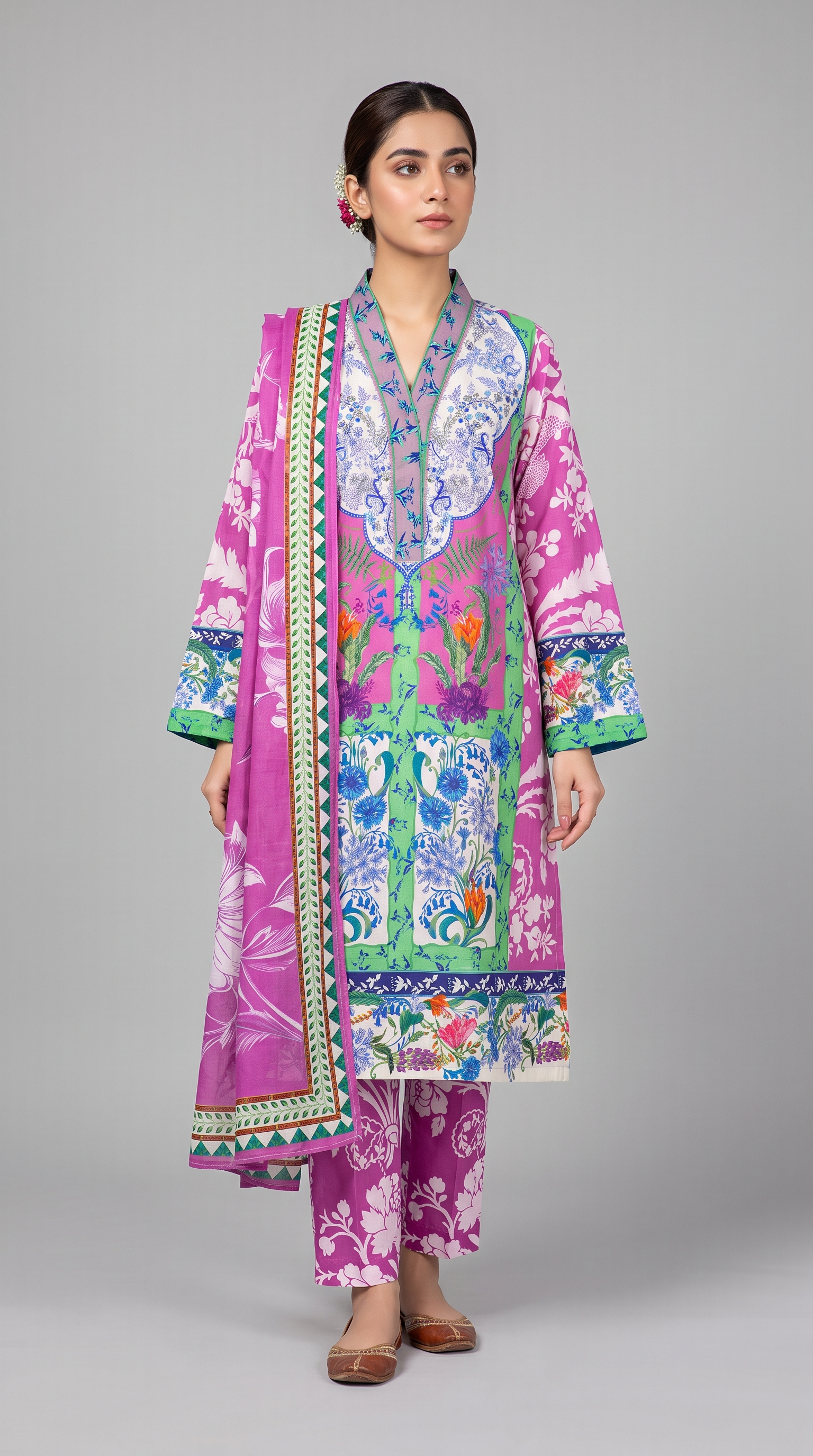 3Pc Embroidered Suit