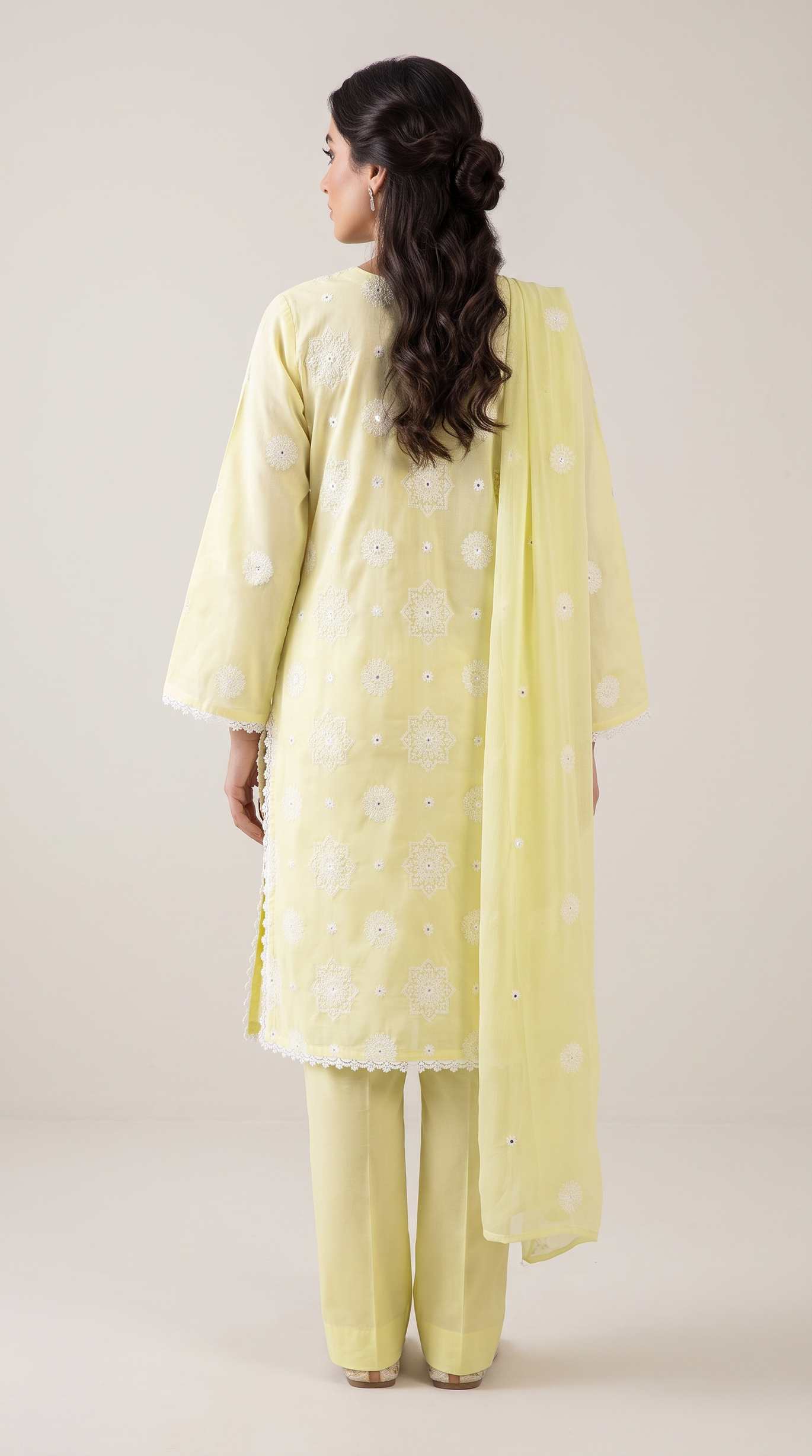 3Pc Dyed Cotton Lawn Emb Suit With Chiffon Emb Dupatta