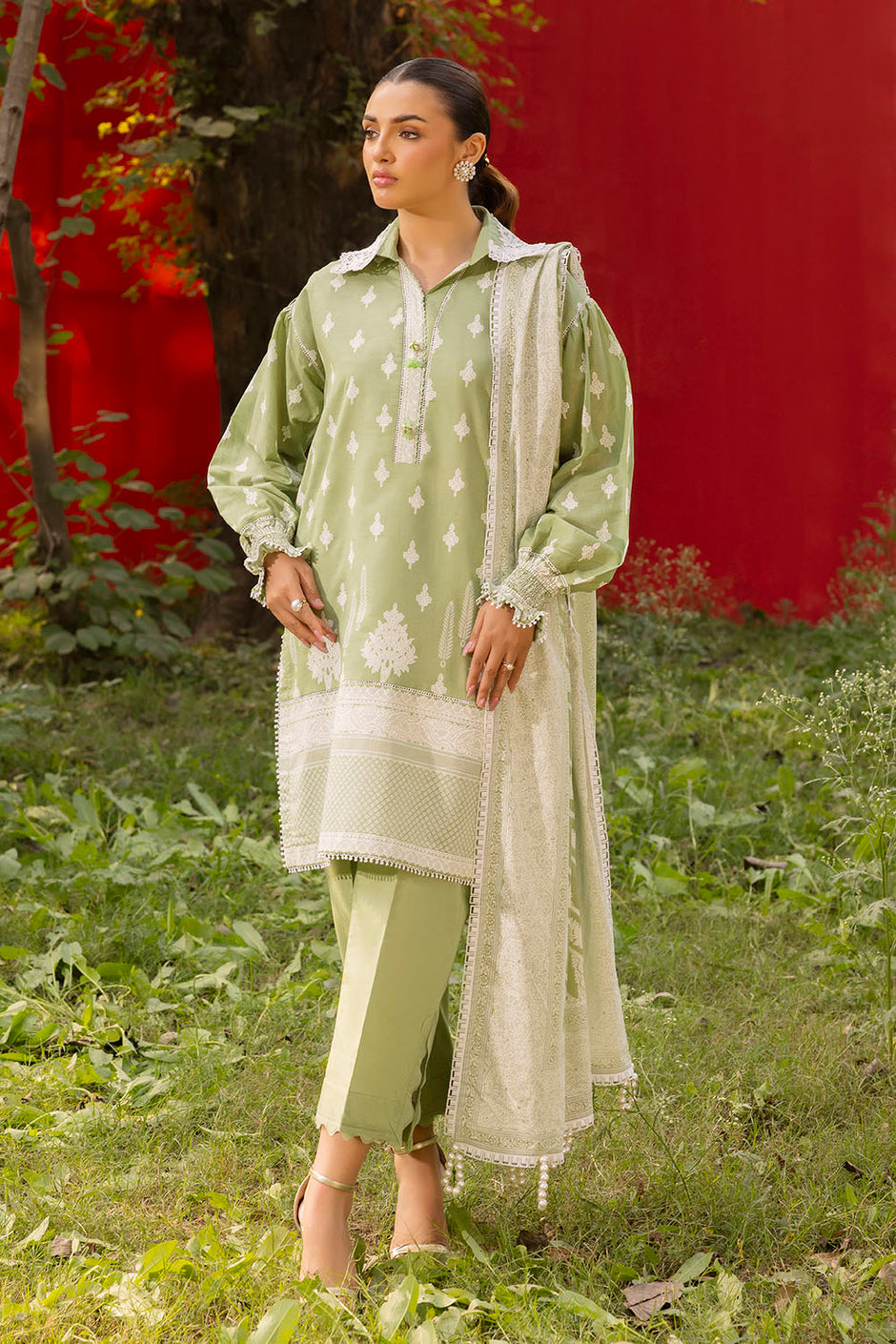 3 Piece Lacquer Printed Lawn Suit with Lace and Dupatta