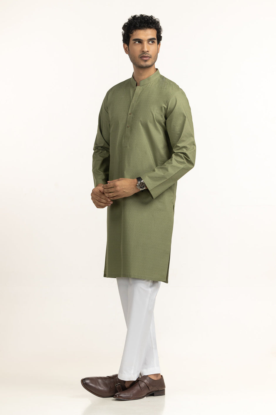 Regular Fit Basic Kurta KR-STY25-077