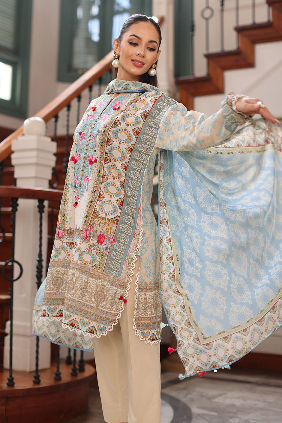 3 Piece Printed Lawn Suit with Chiffon Dupatta