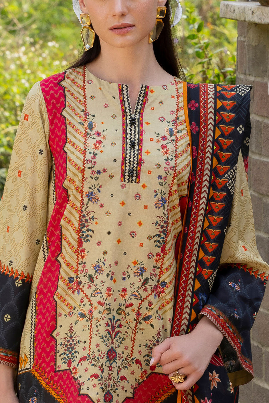 3 Piece Printed Cambric Suit with Lawn Dupatta