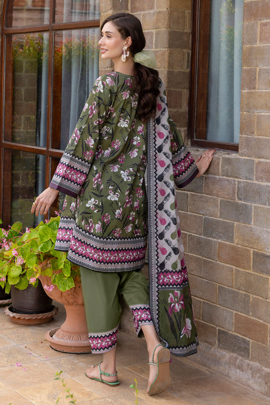 3 Piece Printed Cambric Suit with Lawn Dupatta