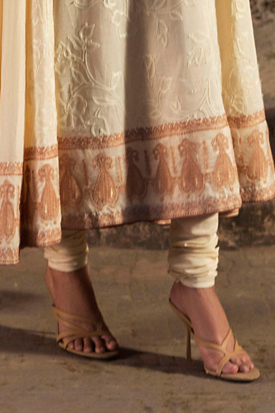 3 Piece Embroidered Lawn Suit with Lacquer Printed Denting Dupatta