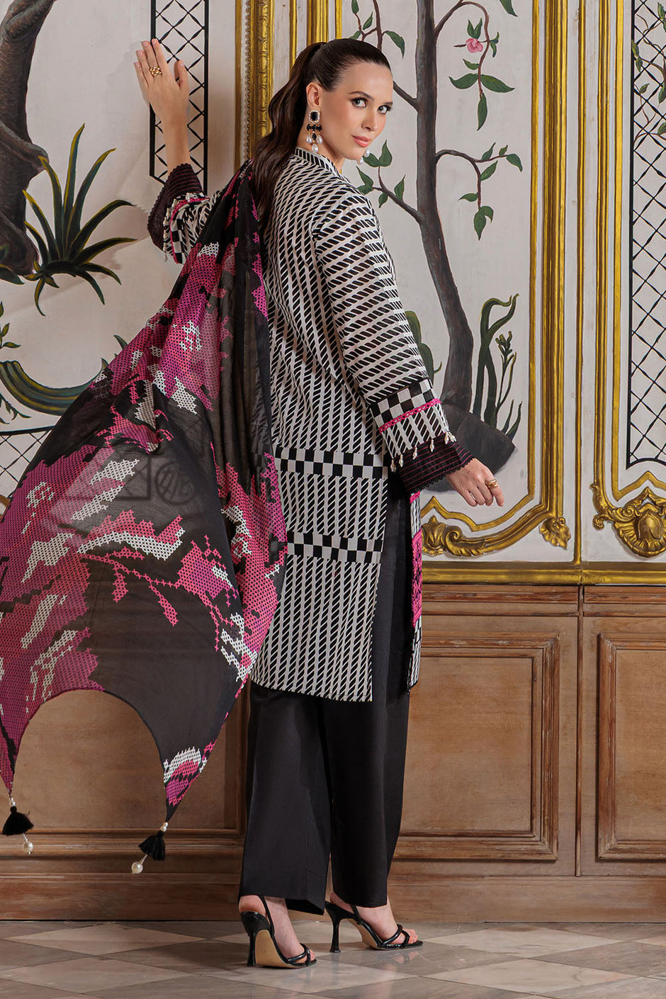 3 Piece Printed Lawn Suit with Embroidered Border