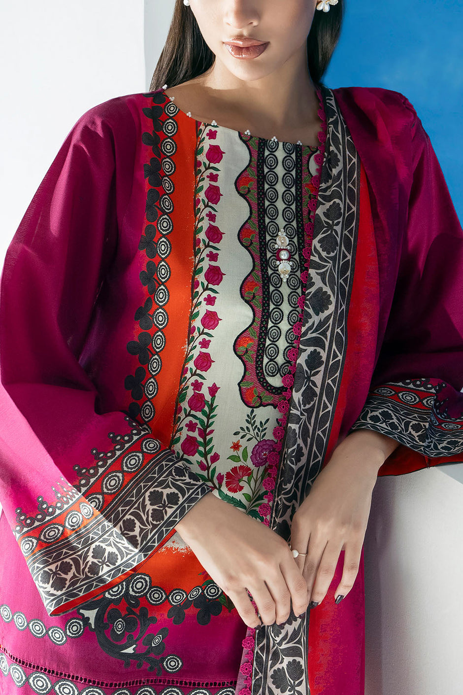 3 Piece Printed Lawn Suit with Embroidered Organza Neckline