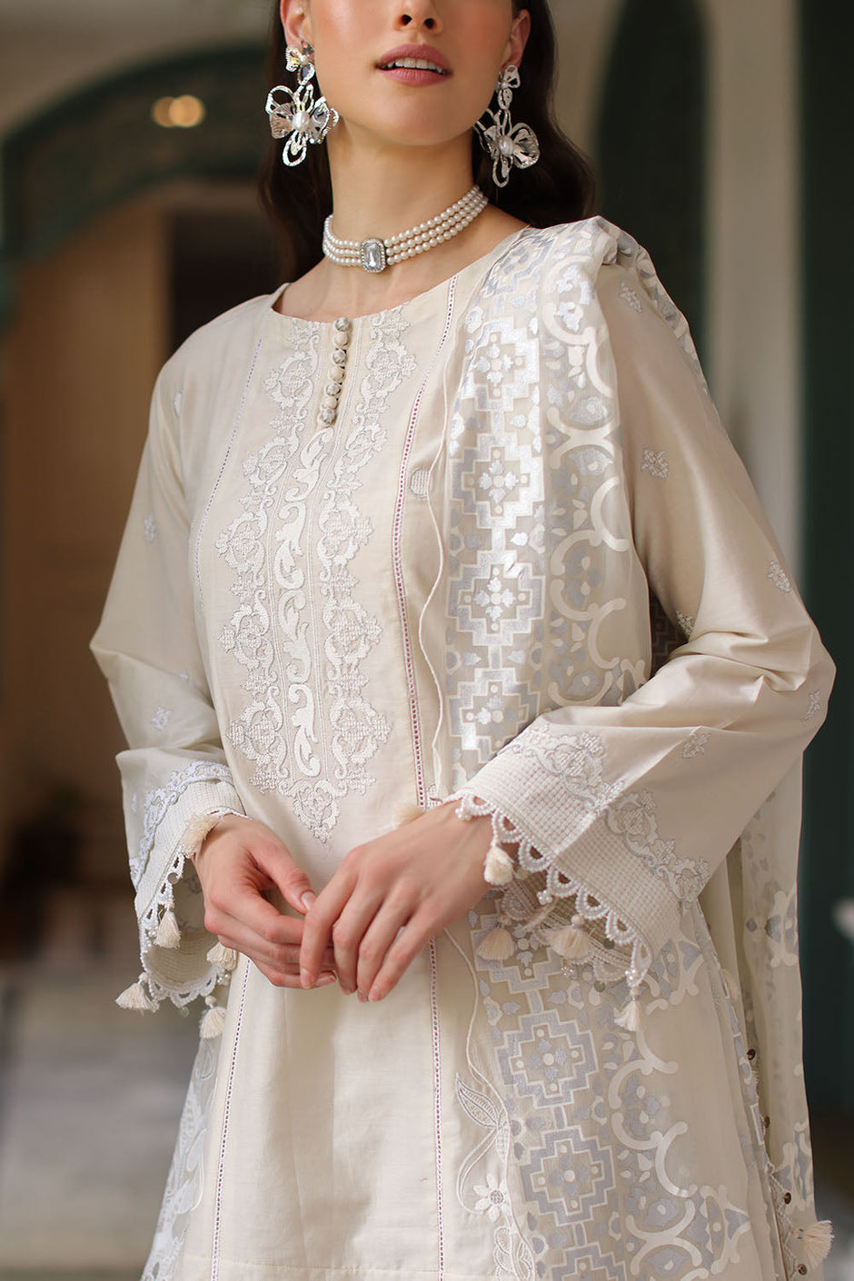 3 Piece Embroidered Lawn Suit with Chiffon Dupatta